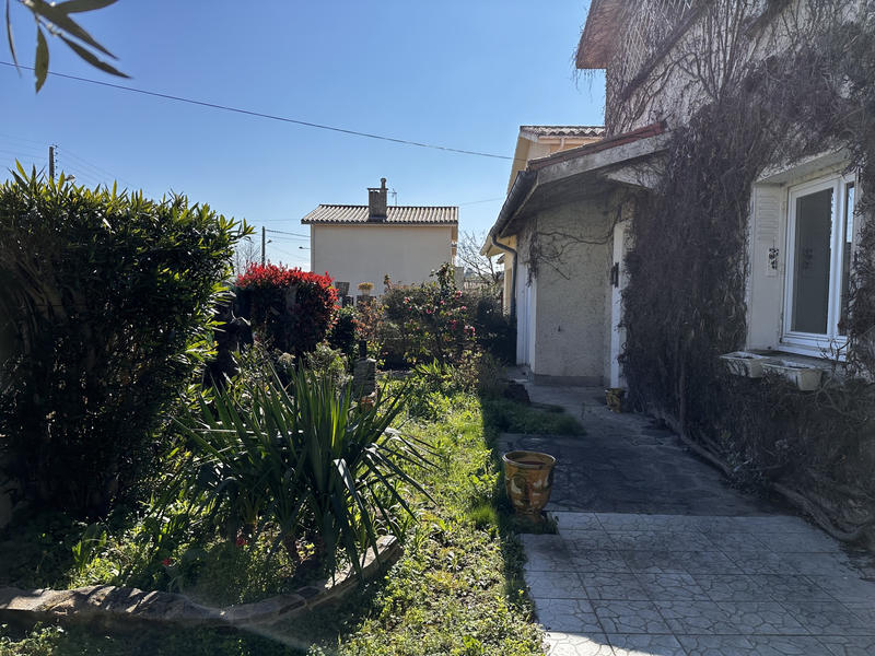 Maison - 102 m² - 4 pièces