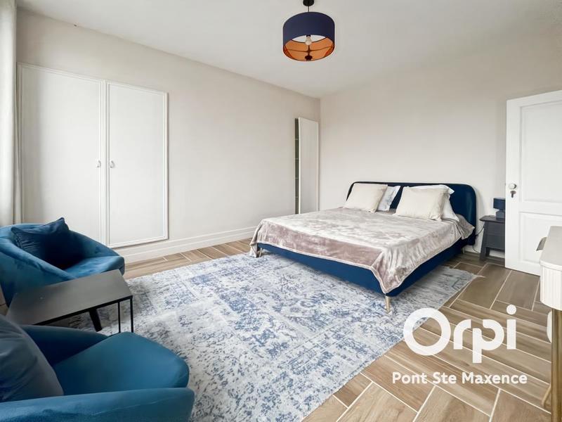 Propriété - 298 m² - 10 pièces