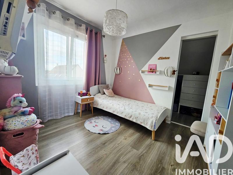 Maison - 95 m² - 5 pièces