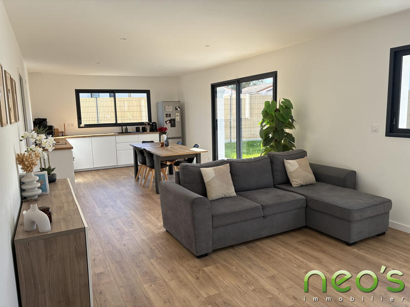 Maison - 83 m² - 5 pièces