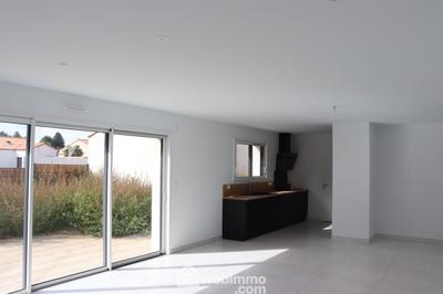 Maison - 111 m² - 6 pièces