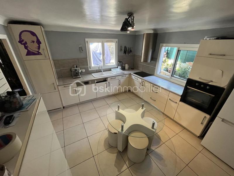 Maison traditionnelle - 135 m² - 4 pièces