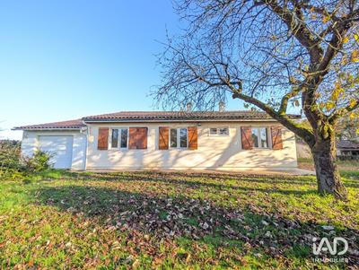 Maison - 92 m² - 5 pièces