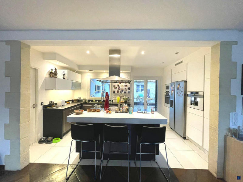 Maison - 170 m² - 7 pièces