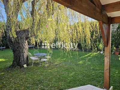 Maison - 102 m² - 4 pièces