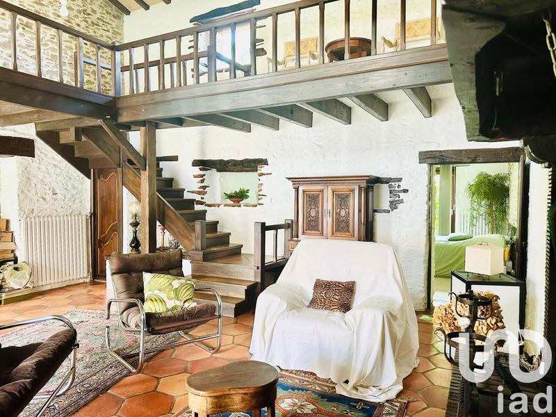 Maison - 176 m² - 7 pièces