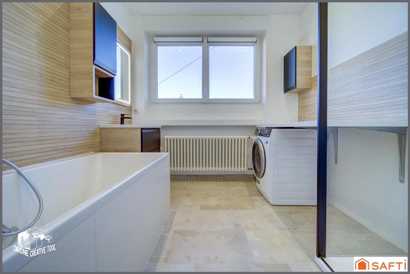 Appartement - 145 m² - 6 pièces