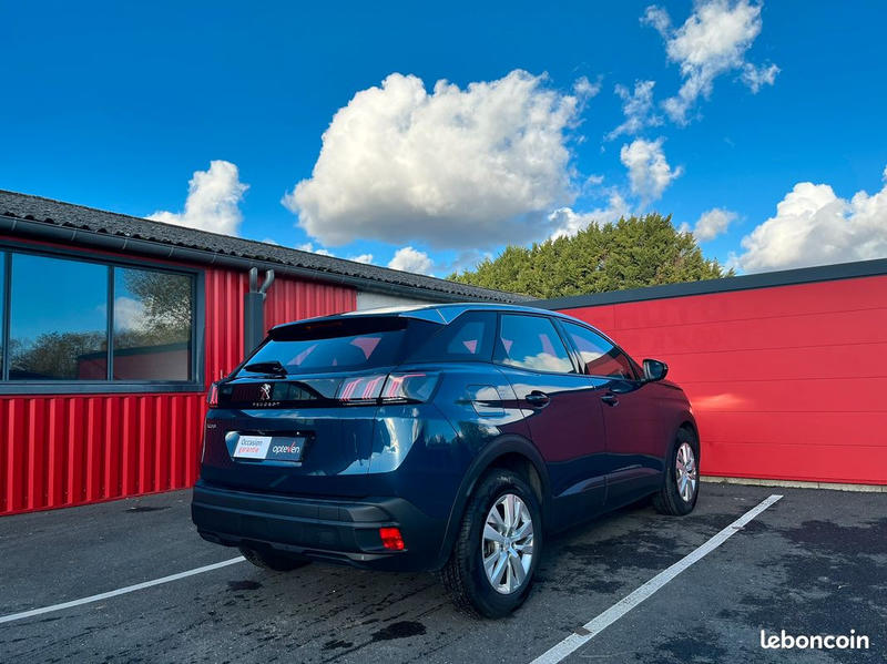 Peugeot 3008 active pack 1.2i eh hybrid / 2023 / 45000 kms