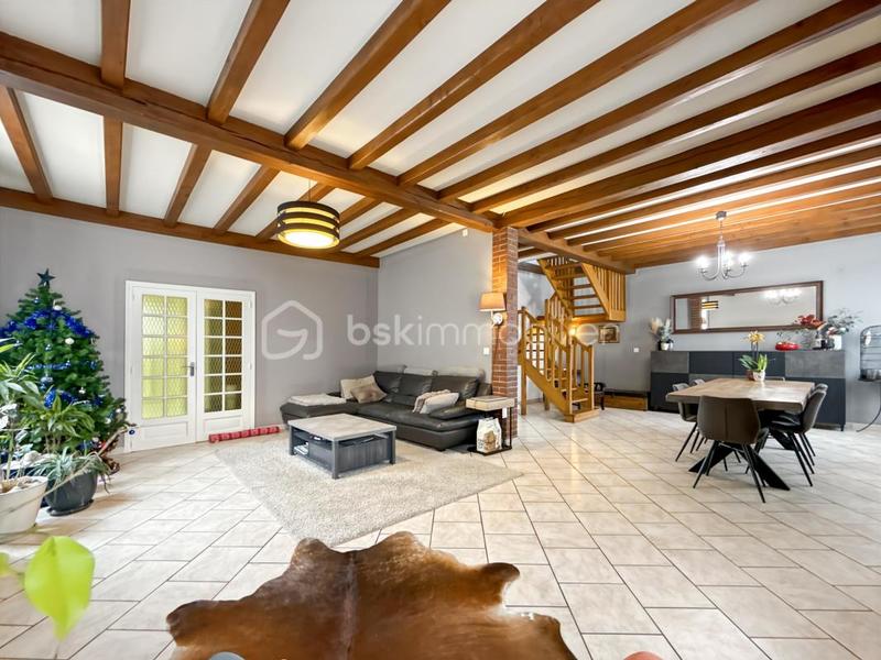 Maison - 190 m² - 7 pièces