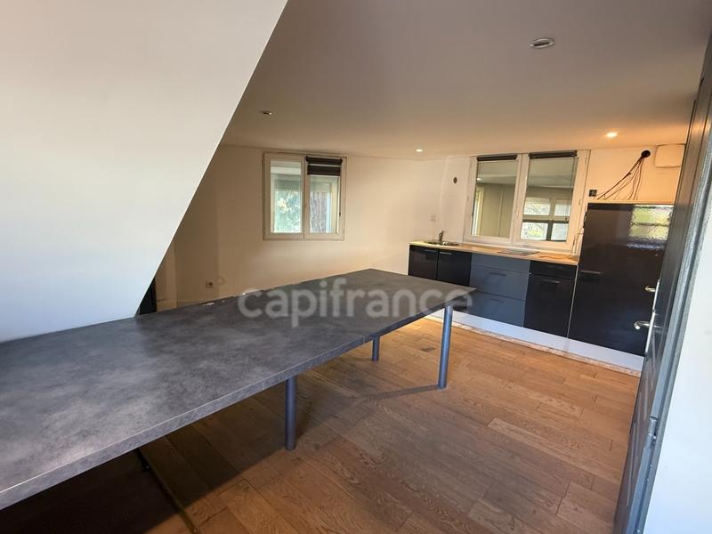 Bureau - 300 m² - 3 pièces