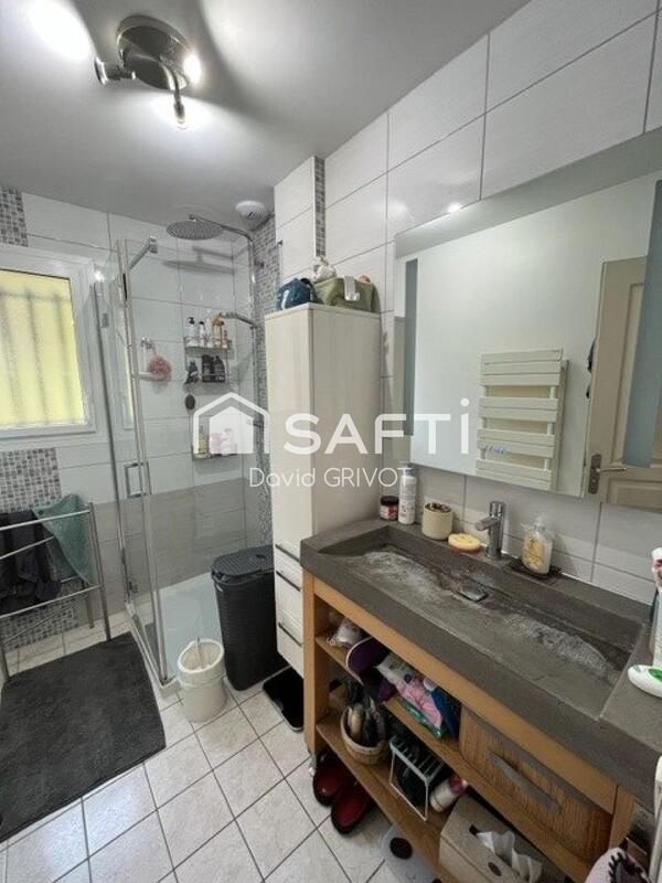 Maison - 105 m² - 5 pièces