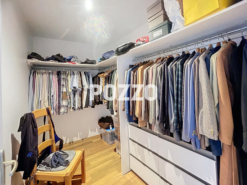 Maison - 272 m² - 7 pièces