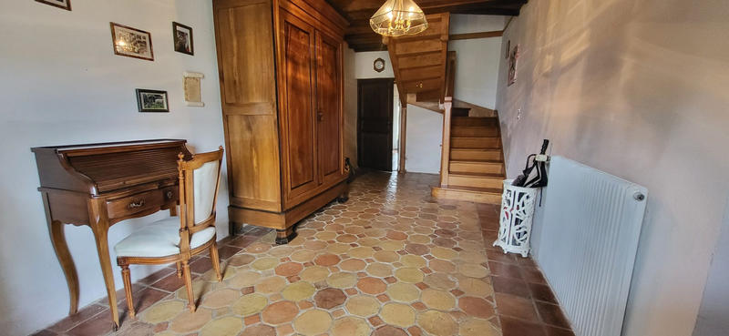 Maison - 210 m² - 5 pièces