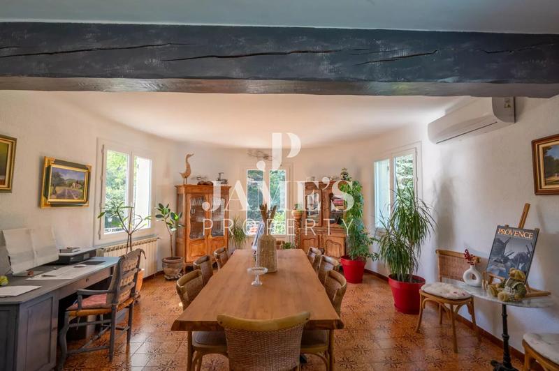 Maison - 130 m² - 4 pièces