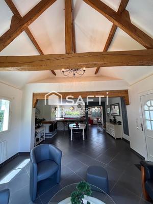 Maison - 95 m² - 5 pièces