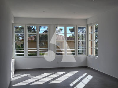 Appartement - 122 m² - 5 pièces