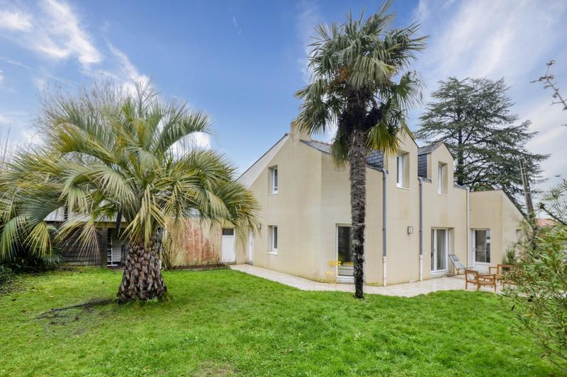 Maison - 112 m² - 5 pièces