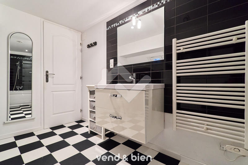 Appartement - 118 m² - 4 pièces