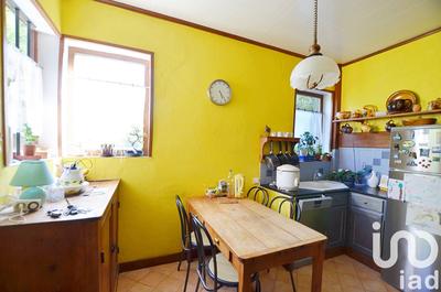 Maison - 104 m² - 4 pièces