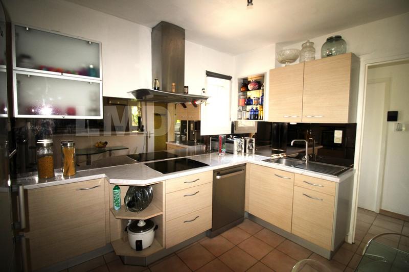 Maison - 102 m² - 4 pièces