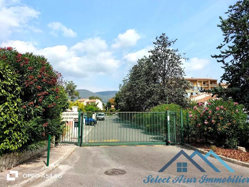 Appartement - 94 m² - 4 pièces