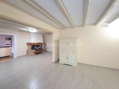 Maison - 96 m² - 5 pièces