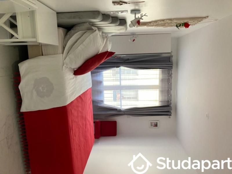 Chambre - 12 m² - 1 pièce