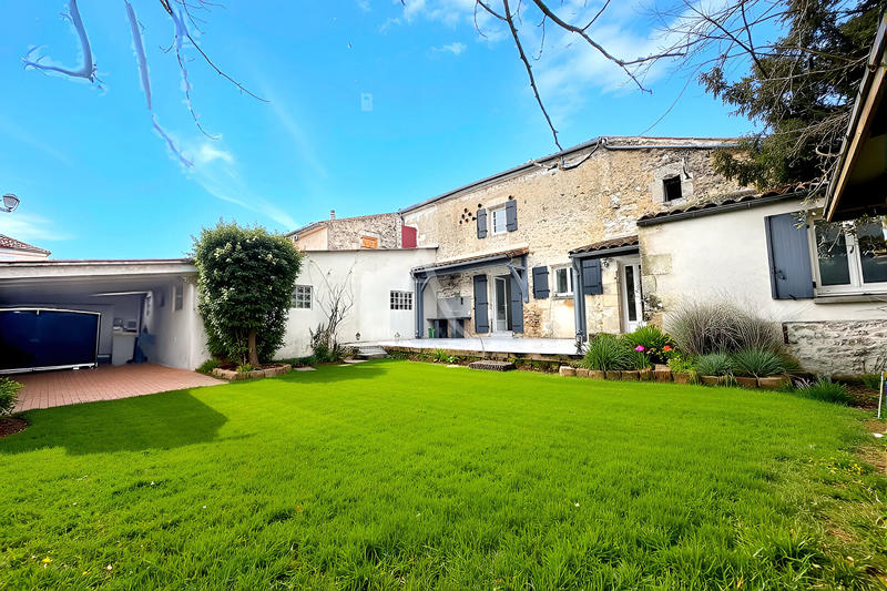 Maison - 170 m² - 6 pièces