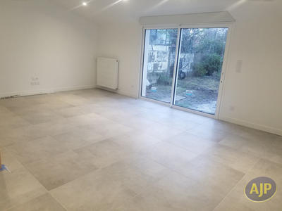 Maison - 94 m² - 4 pièces