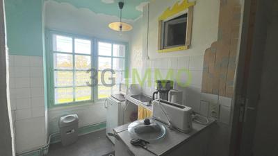 Maison - 135 m² - 9 pièces