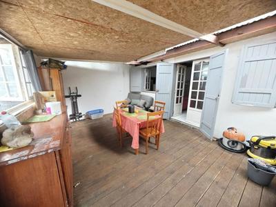 Maison - 197 m² - 6 pièces