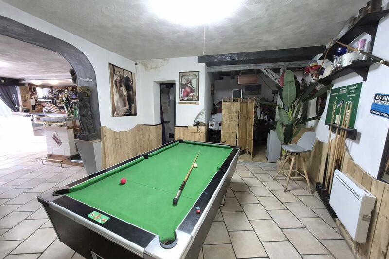 Immeuble - 142 m² - 6 pièces