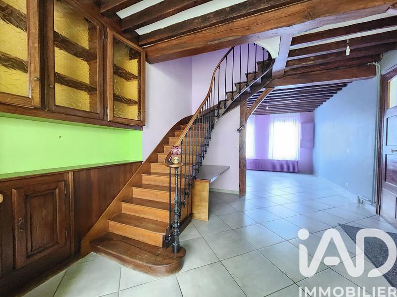 Maison - 222 m² - 7 pièces