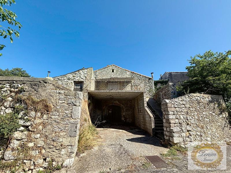 Maison ancienne - 300 m² - 6 pièces