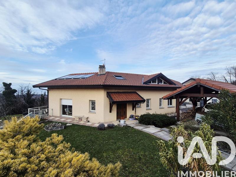 Maison - 179 m² - 5 pièces