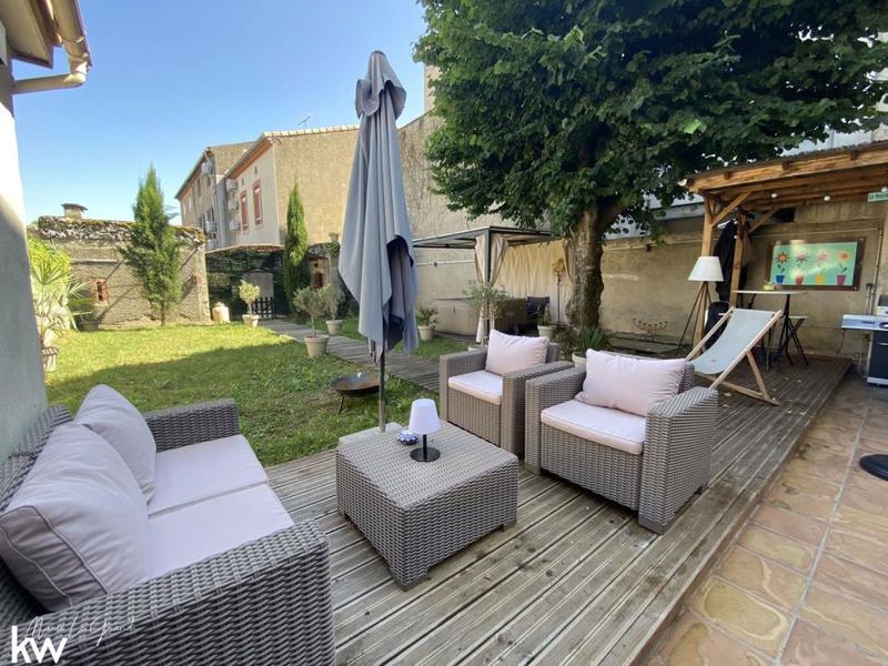 Maison bourgeoise - 203 m² - 7 pièces