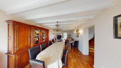 Maison - 166 m² - 6 pièces