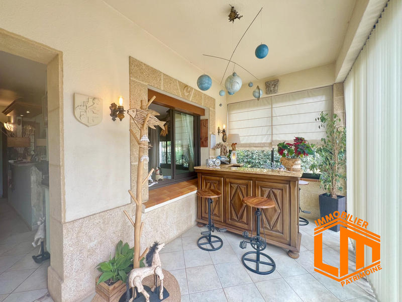 Viager - Mas - 207 m² - 6 pièces