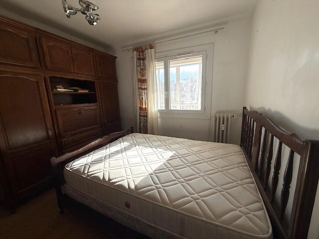 Appartement - 80 m² - 5 pièces