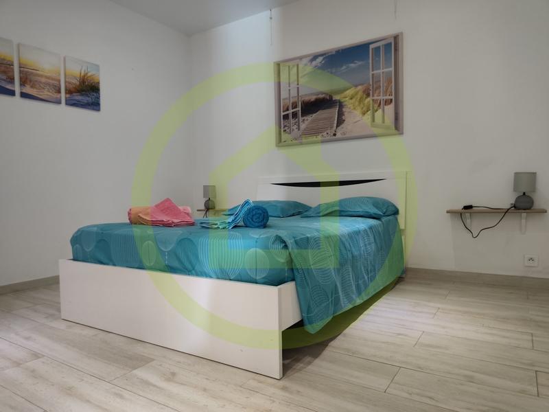 Maison - 412 m² - 8 pièces