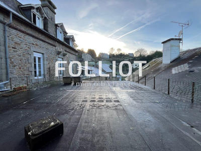 Maison - 225 m² - 6 pièces