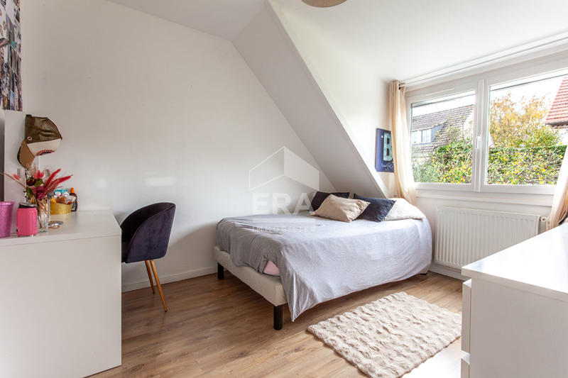 Maison - 123 m² - 7 pièces