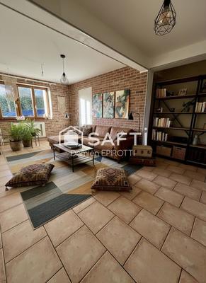 Maison - 85 m² - 4 pièces