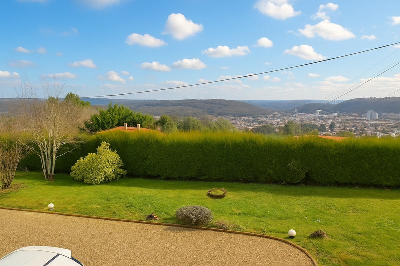 Maison - 130 m² - 5 pièces