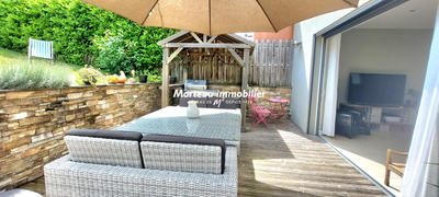 Maison - 181 m² - 7 pièces