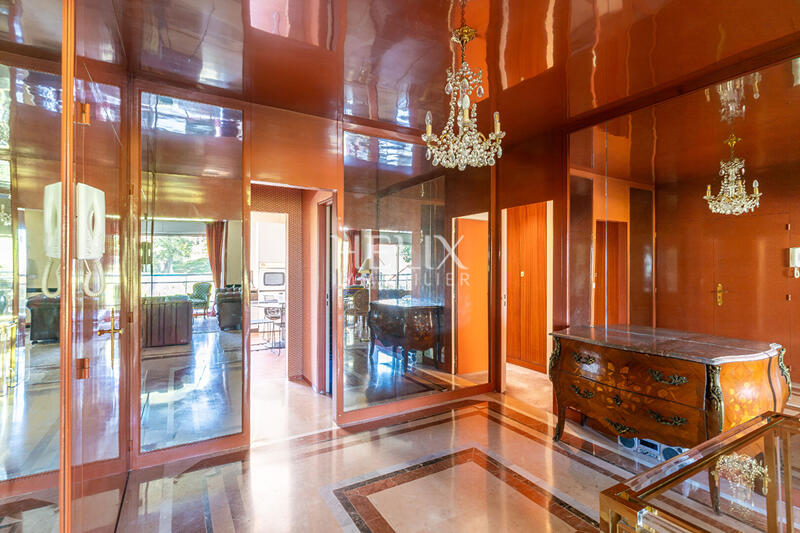 Appartement - 130 m² - 5 pièces