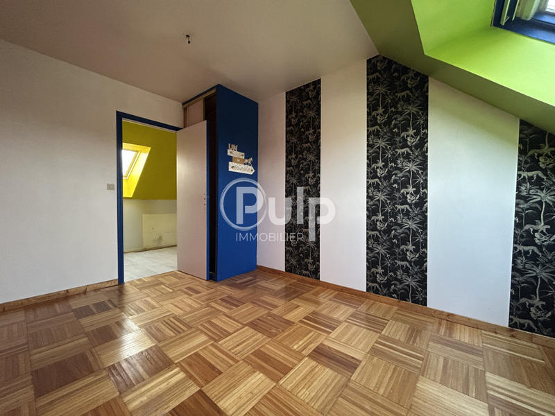 Maison - 245 m² - 5 pièces