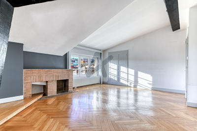 Appartement - 176 m² - 5 pièces