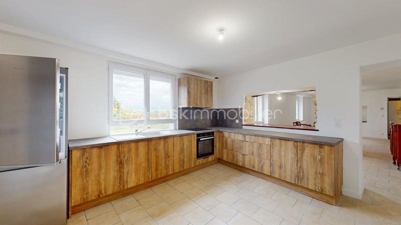 Maison - 179 m² - 6 pièces