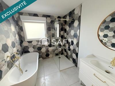 Maison - 95 m² - 5 pièces